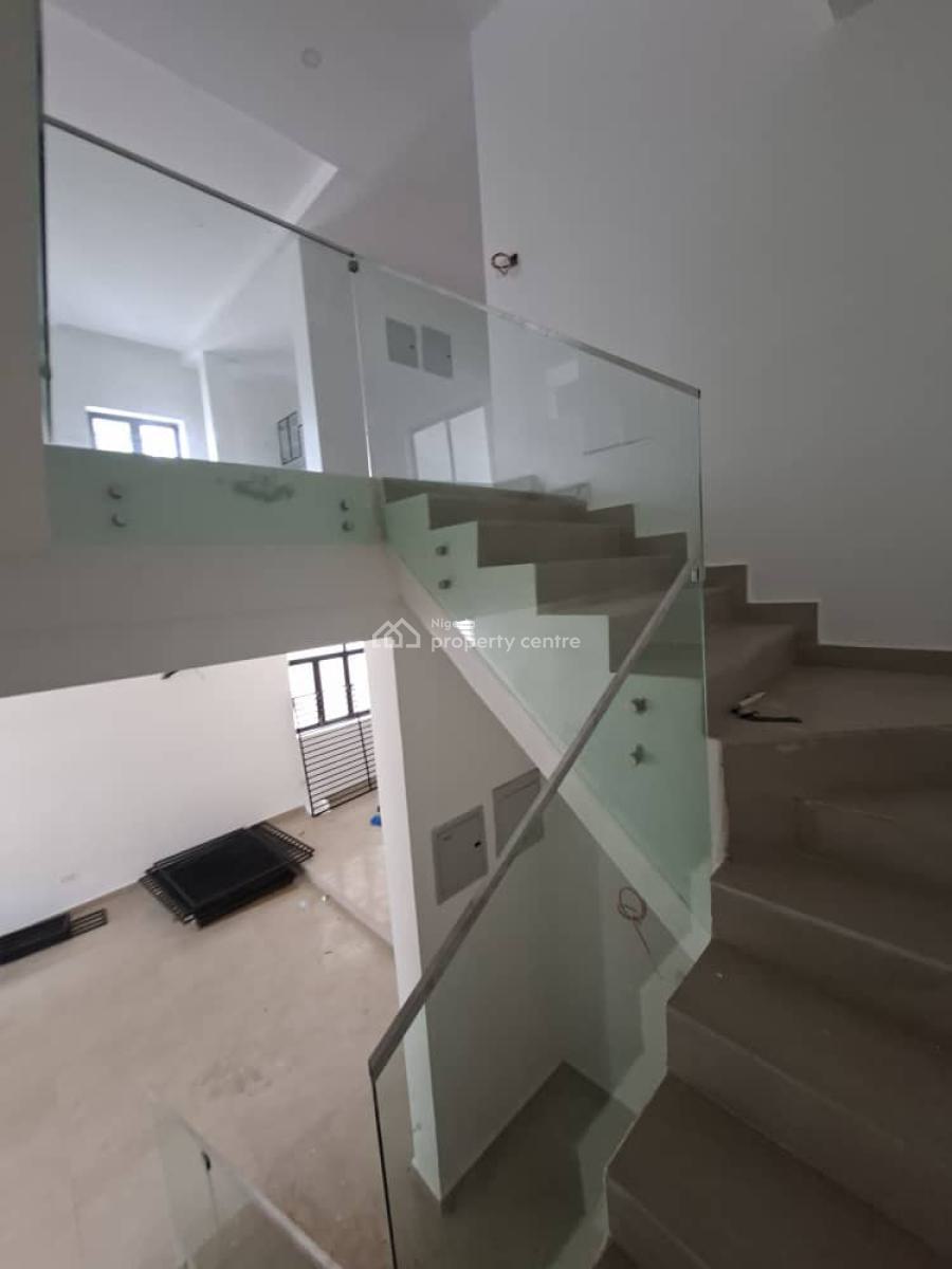 Fully Fitted and Service 4 Bedroom Semi-detached Duplex with Bq, Asokoro District, Abuja, Semi-detached Duplex for Rent