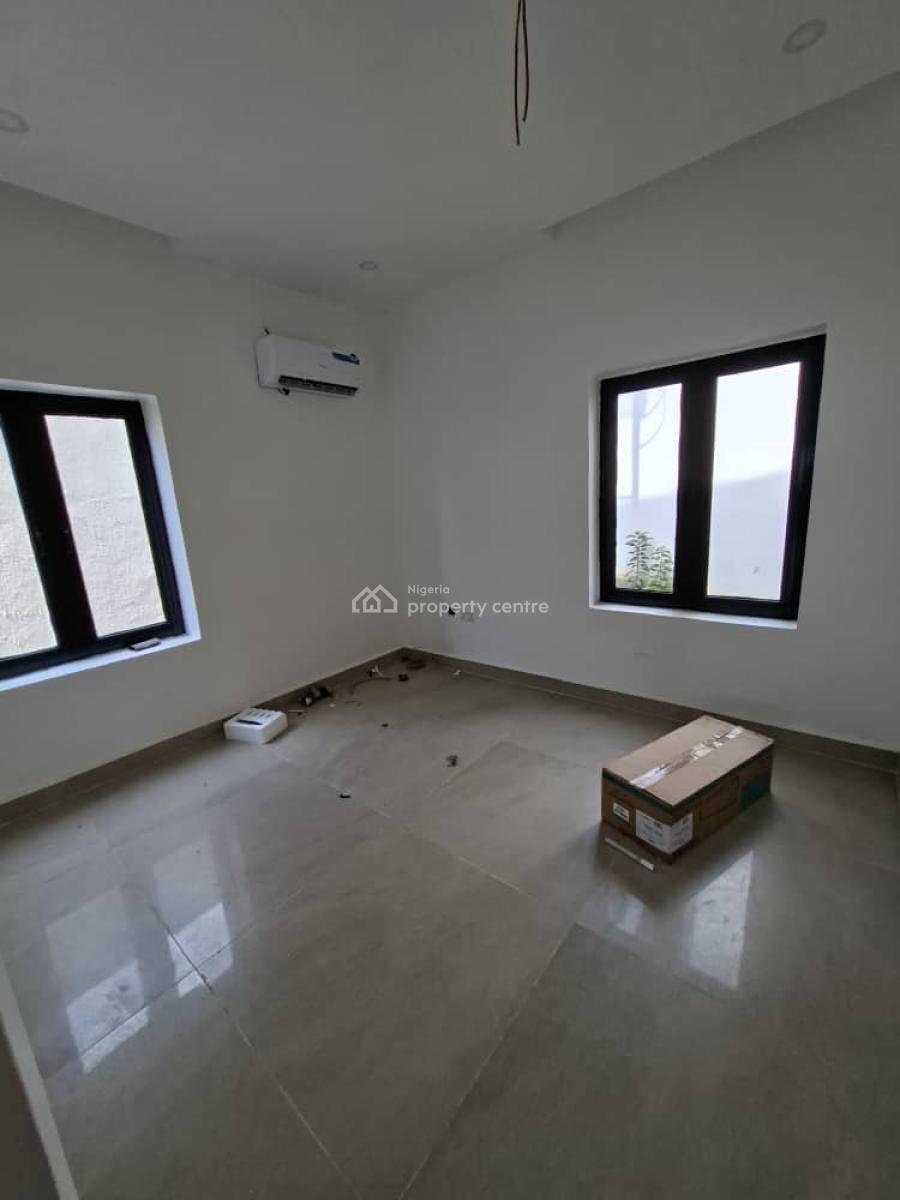 Fully Fitted and Service 4 Bedroom Semi-detached Duplex with Bq, Asokoro District, Abuja, Semi-detached Duplex for Rent