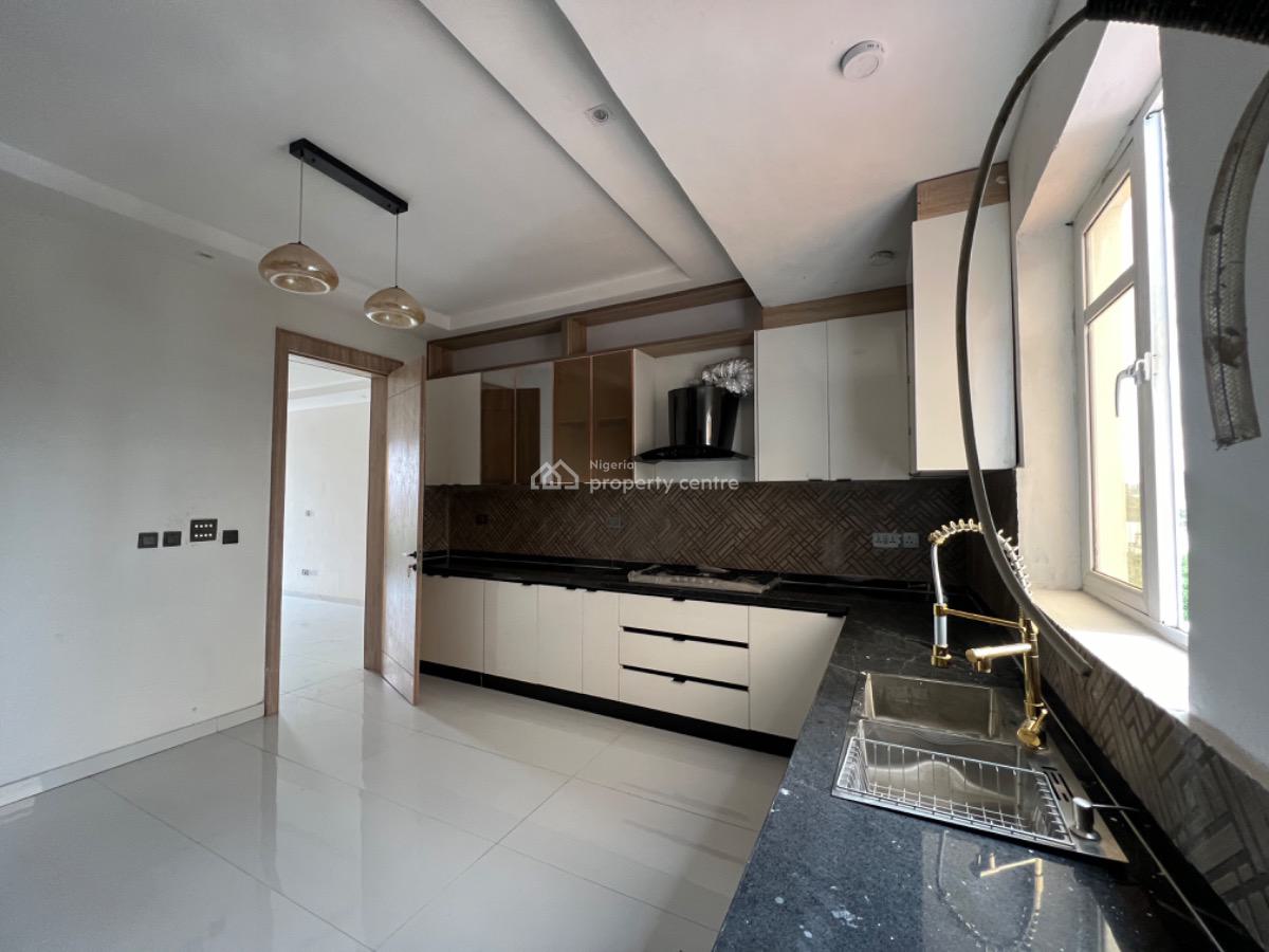 Luxury 3 Bedroom Apartment with Bq, Off Ajose Adeogun, Victoria Island (vi), Lagos, Flat / Apartment for Sale