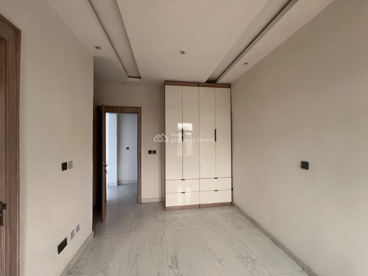 Luxury 3 Bedroom Apartment with Bq, Off Ajose Adeogun, Victoria Island (vi), Lagos, Flat / Apartment for Sale