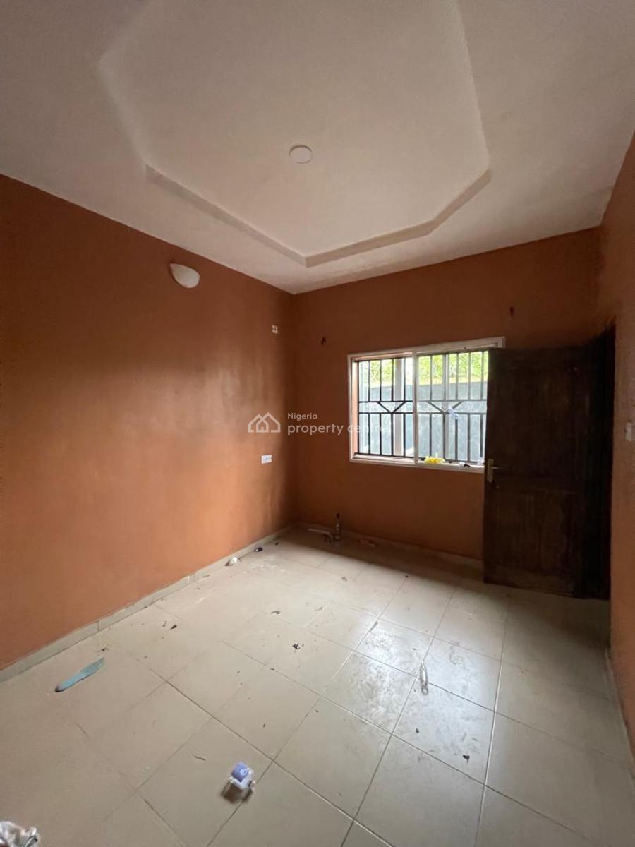 3 Bedroom Bungalow on a Plot of Land, Aroro Kole, Barracks Road, Ojoo, Ibadan, Oyo, Detached Bungalow for Sale