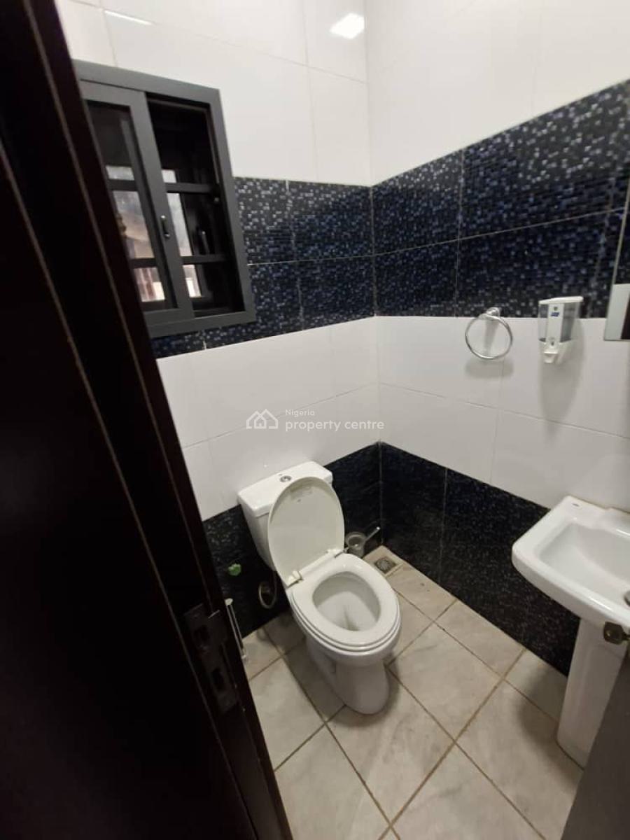 6 Units of Spacious 3 Bedroom Flat + Bq. Serviced Sith Central Gen &, Guzape Abuja, Guzape District, Abuja, Flat / Apartment for Rent