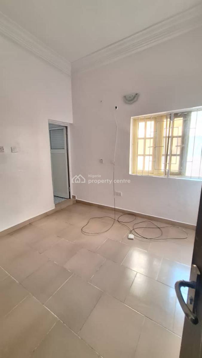 Well Maintained Spacious 3 Bedroom Apartment (no Bq), Off Fola Osibo Lekki Phase 1, Lekki Phase 1, Lekki, Lagos, Flat / Apartment for Rent