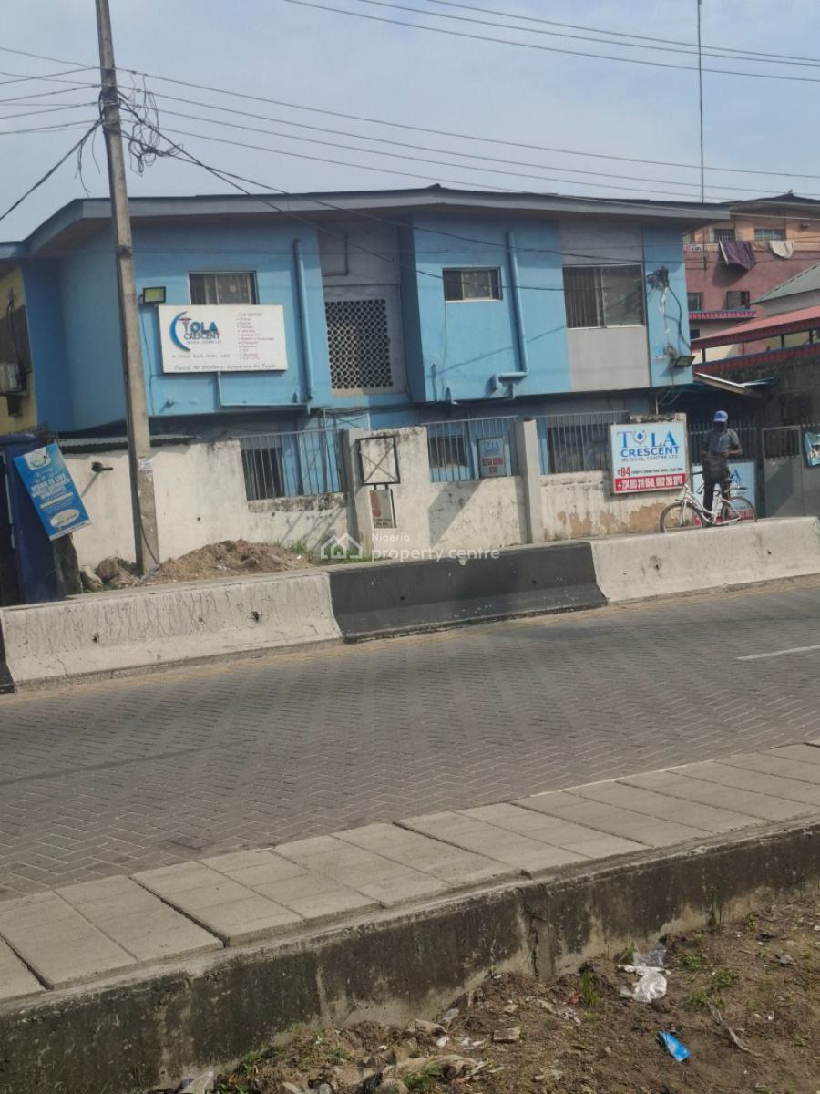 a Block of 4 Flats, Akoka, Yaba, Lagos, Block of Flats for Sale