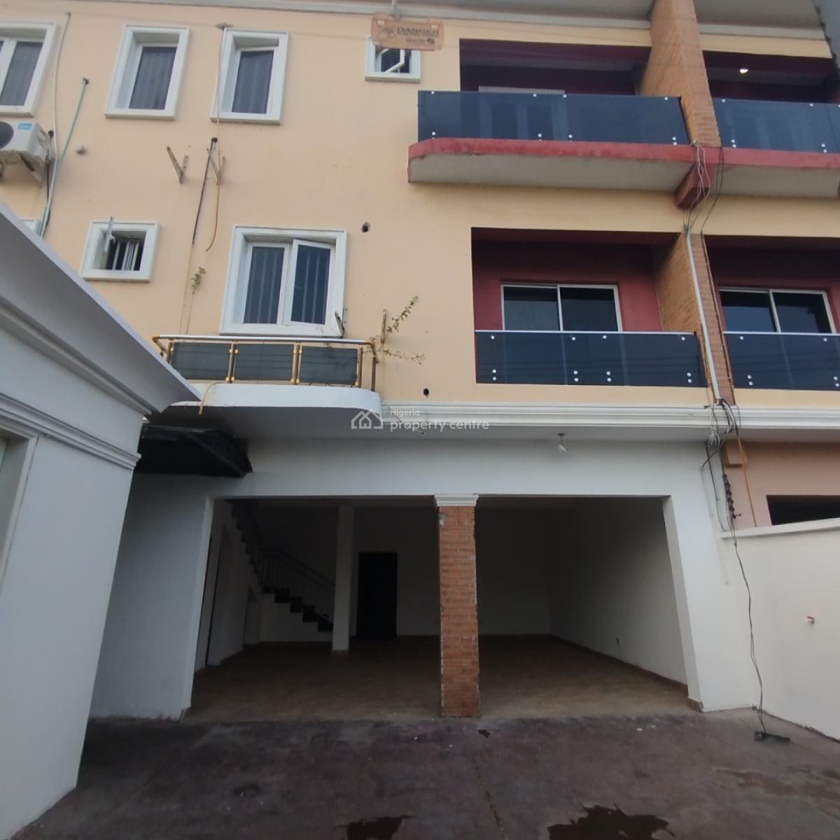 Nice 5 Bedroom Semi Detached Duplex with Bq, Oral Estate, Lekki Expressway, Lekki, Lagos, Semi-detached Duplex for Rent