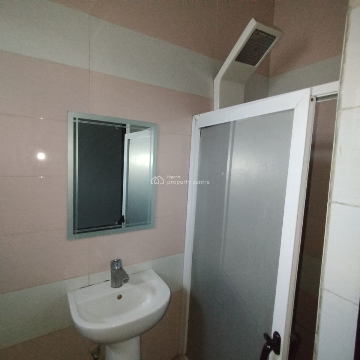 Nice 5 Bedroom Semi Detached Duplex with Bq, Oral Estate, Lekki Expressway, Lekki, Lagos, Semi-detached Duplex for Rent