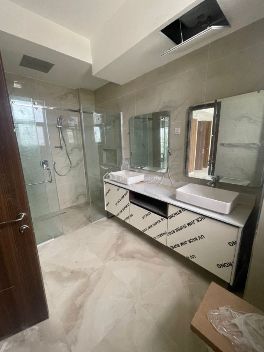 Luxury 3 Bedroom Apartment with Bq, Lekki Phase 1, Lekki, Lagos, Flat / Apartment for Sale