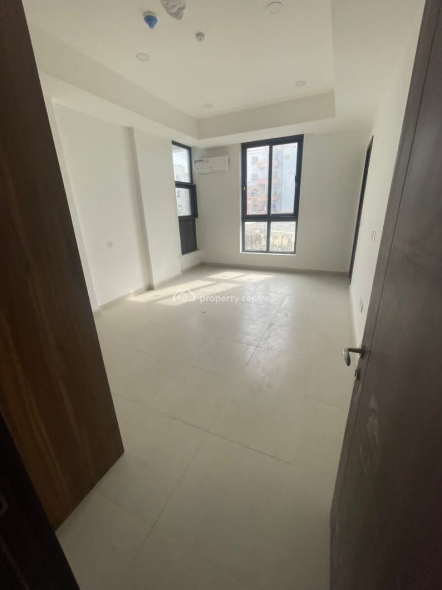 Luxury 3 Bedroom Apartment with Bq, Lekki Phase 1, Lekki, Lagos, Flat / Apartment for Sale