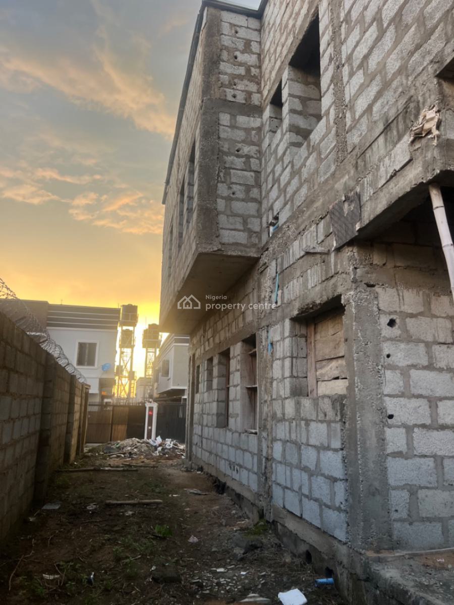 4-bedroom Semi-detached Duplex Carcass, Emmanuel Mbaka Rd, Airport Rd, Lugbe District, Abuja, Semi-detached Duplex for Sale