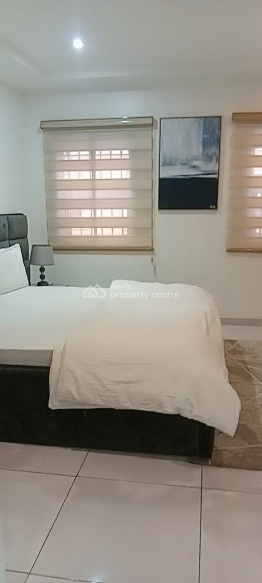 Luxurious Holiday 3bedroom Duplex, Ikeja Gra, Ikeja, Lagos, Flat / Apartment Short Let