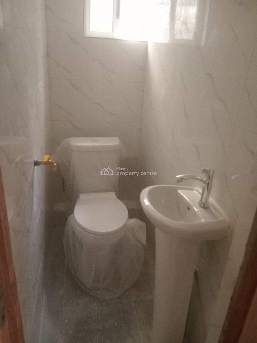 a Newly Renovated 2bedroom Apartment Within a Seren Residential Estate, Eti-osa Street, Dolphin Estate, Ikoyi, Lagos, Flat / Apartment for Rent