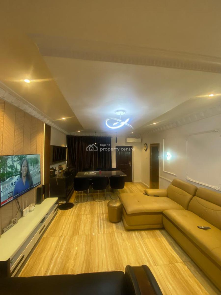 Luxury Serviced & Fully Furnished 2 Bedroom Flat on The 2nd Floor, By Pinnacle Filling Station, Lekki Right., Lekki Phase 1, Lekki, Lagos, Flat / Apartment for Rent