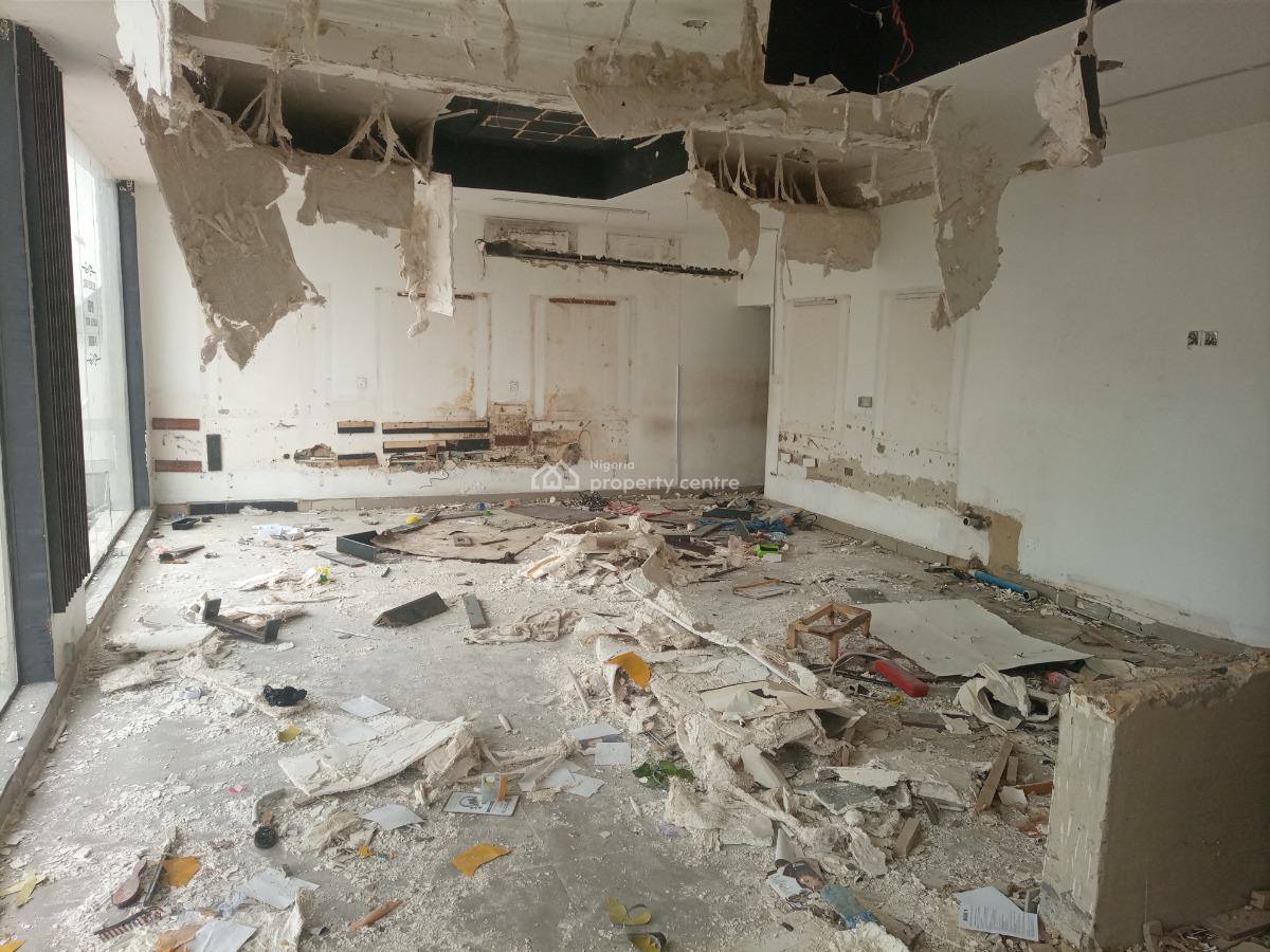 Big Shop Space of 115sqms, 1st Floor, Off 4th Avenue, Gwarinpa, Abuja, Shop for Rent