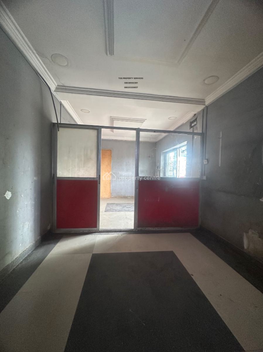 2 in 1 Shop Space Facing a Busy Road, By Herbert Macaulay Way, Yaba, Lagos, Shop for Rent