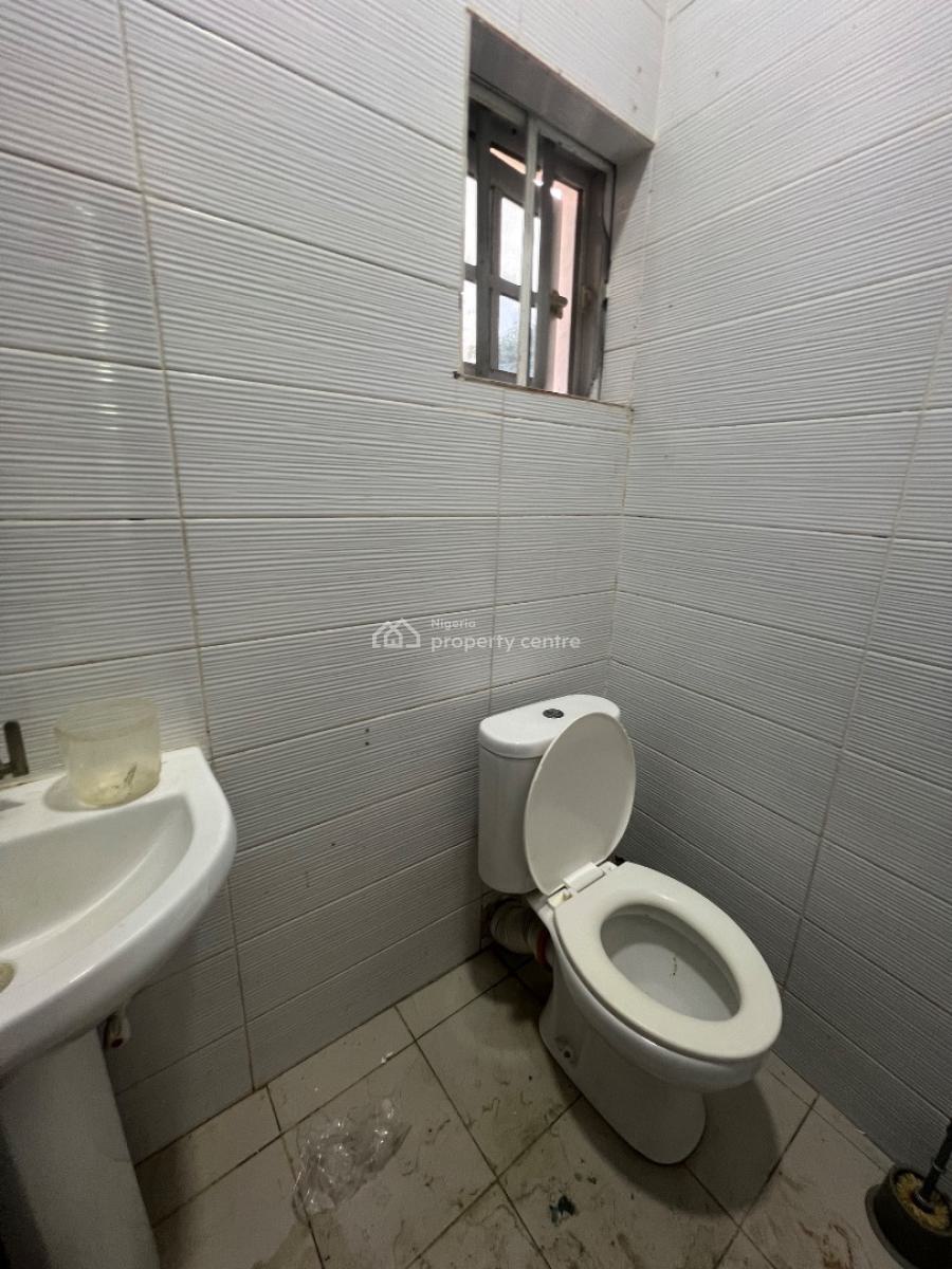 Spacious 4 Bedroom Terrace Duplex, Ogombo Estate, Ogombo, Ajah, Lagos, Terraced Duplex for Rent