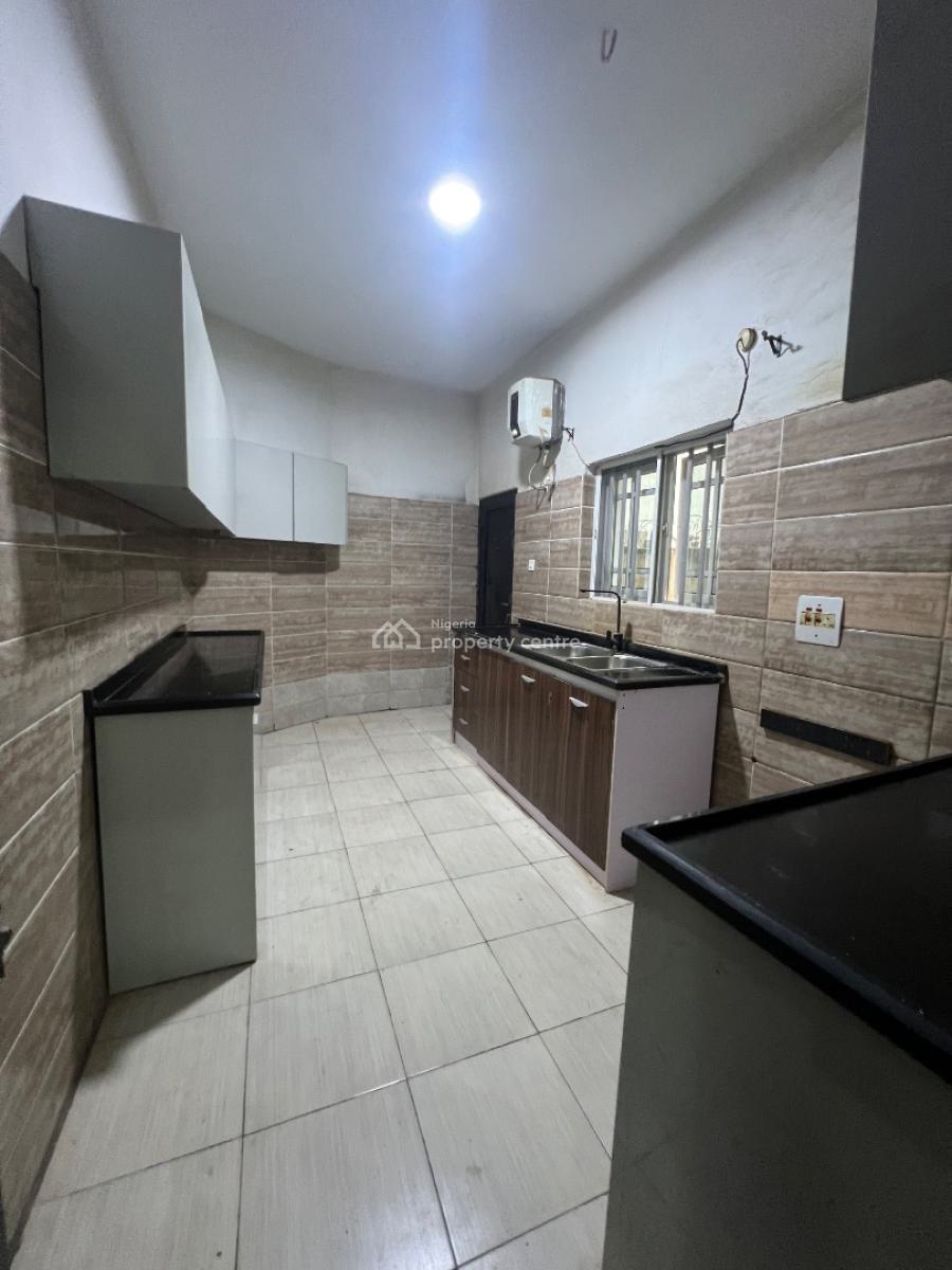 Spacious 4 Bedroom Terrace Duplex, Ogombo Estate, Ogombo, Ajah, Lagos, Terraced Duplex for Rent
