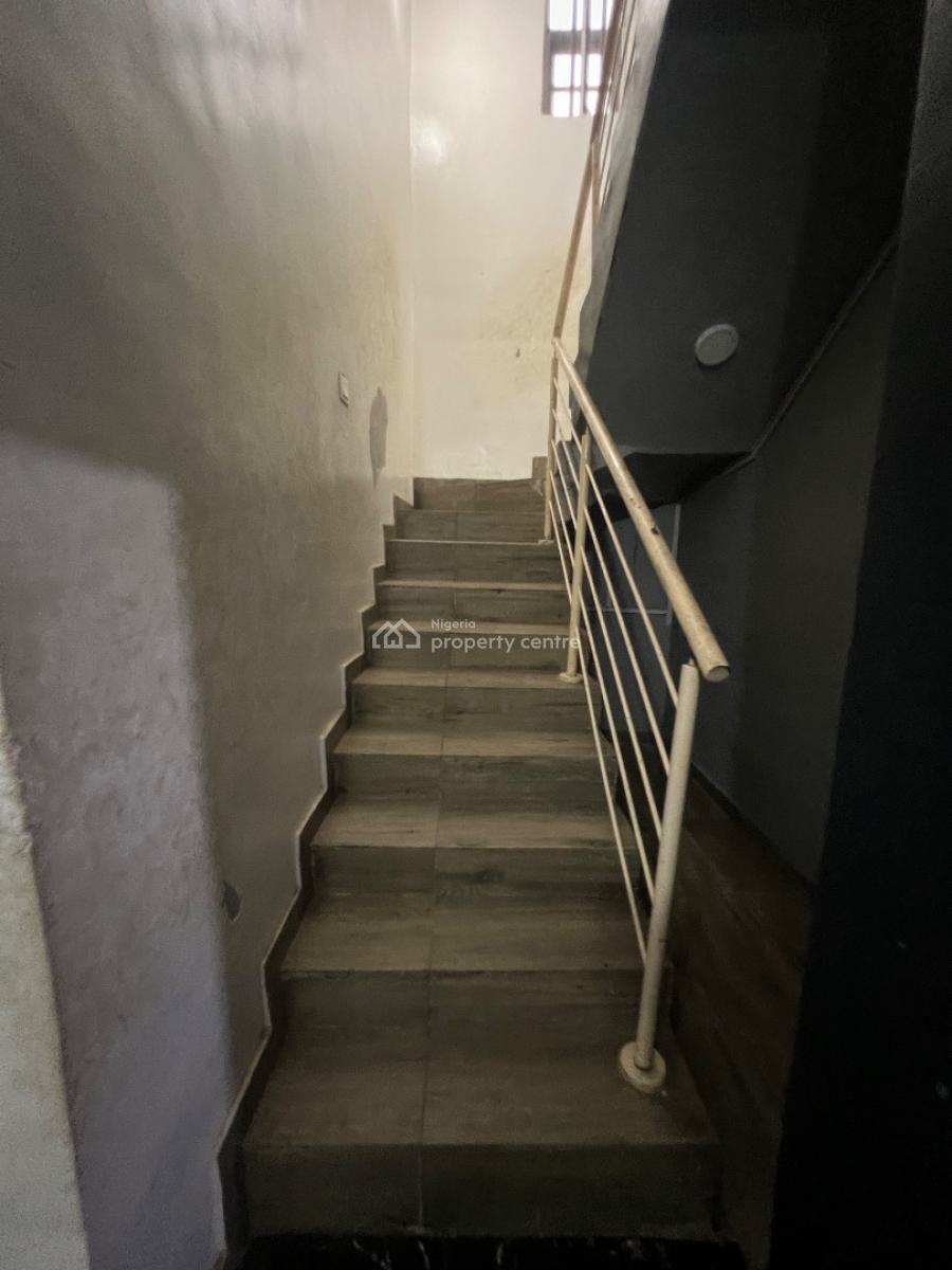 Spacious 4 Bedroom Terrace Duplex, Ogombo Estate, Ogombo, Ajah, Lagos, Terraced Duplex for Rent