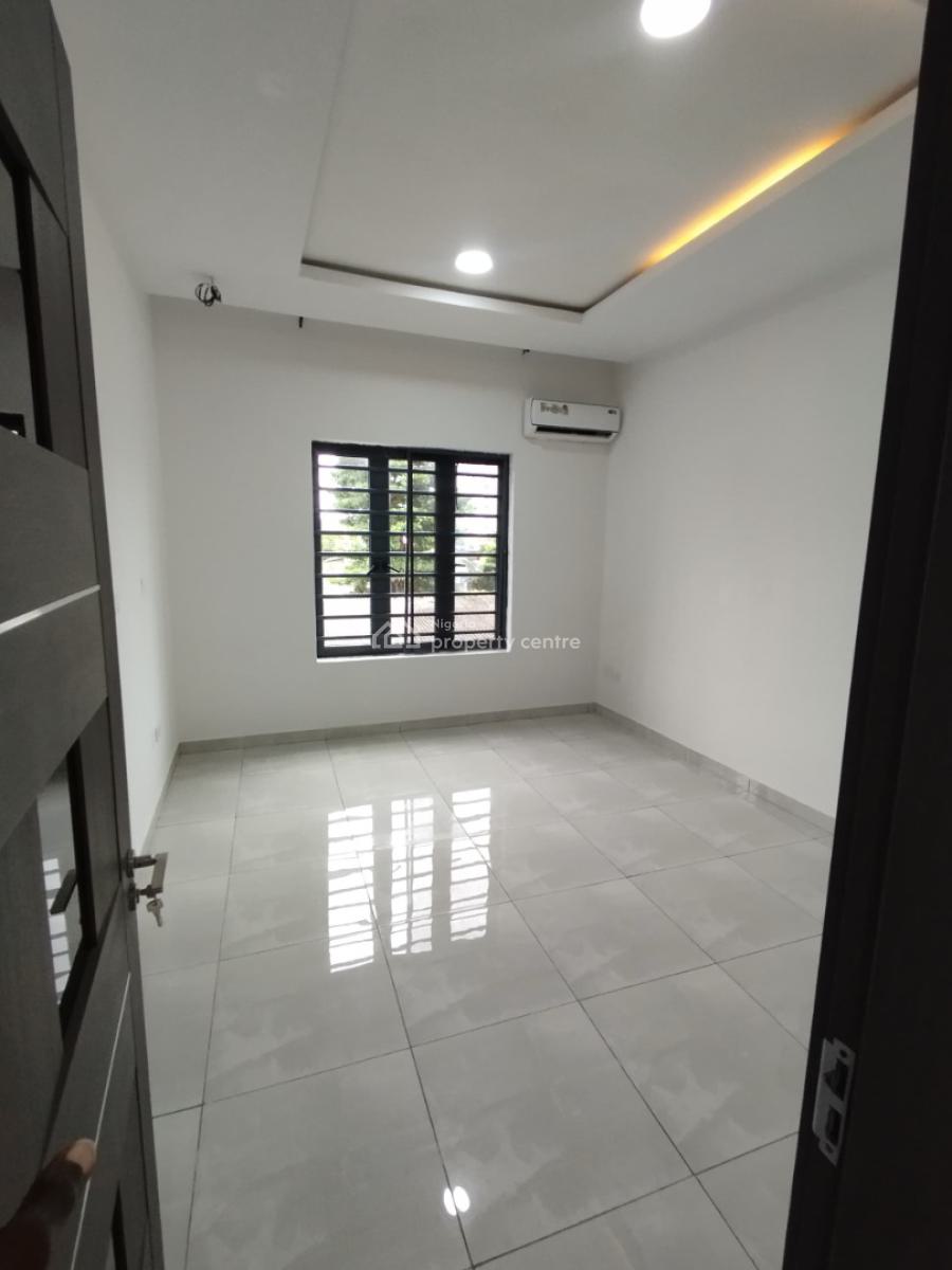 4 Bedroom Terrace with Swimming Pool and Gym, Victoria Island (vi), Lagos, Flat / Apartment for Rent