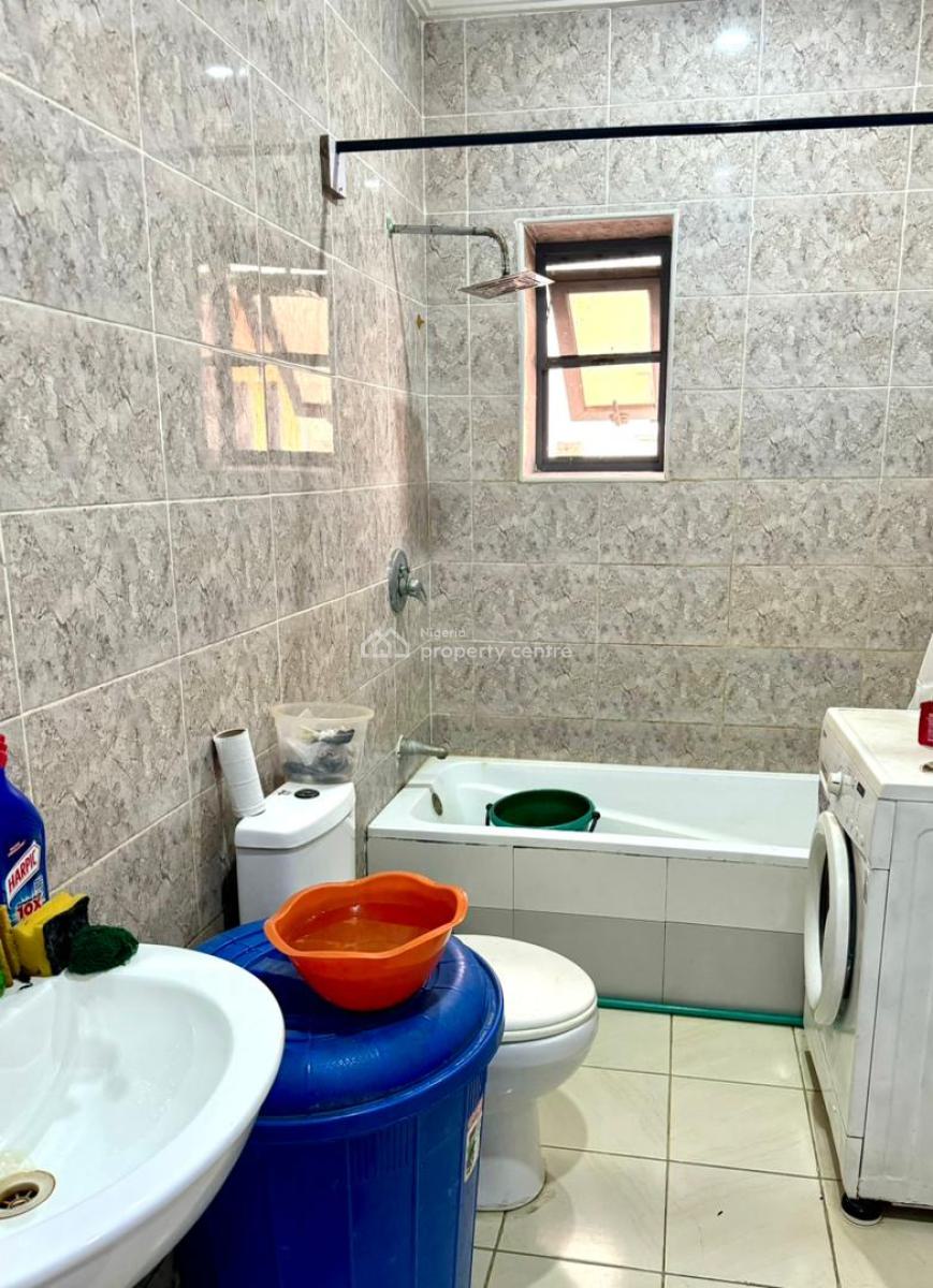 Luxury Furnished Room with Pool and Good Light in a Shared Apartment, in a Luxury Estate at Chevron Alternative, Lekki, Lagos, Self Contain (single Rooms) for Rent