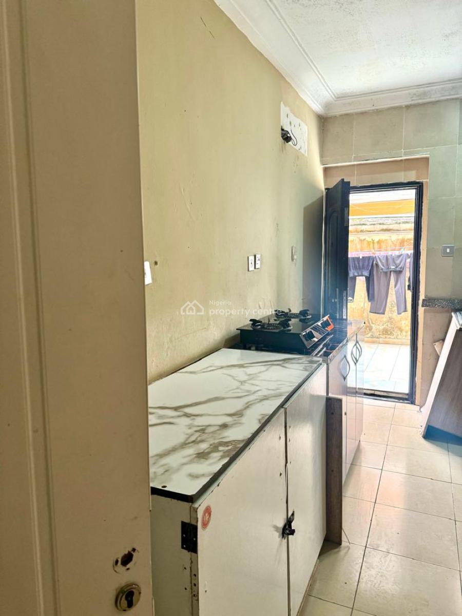 Luxury Furnished Room with Pool and Good Light in a Shared Apartment, in a Luxury Estate at Chevron Alternative, Lekki, Lagos, Self Contain (single Rooms) for Rent