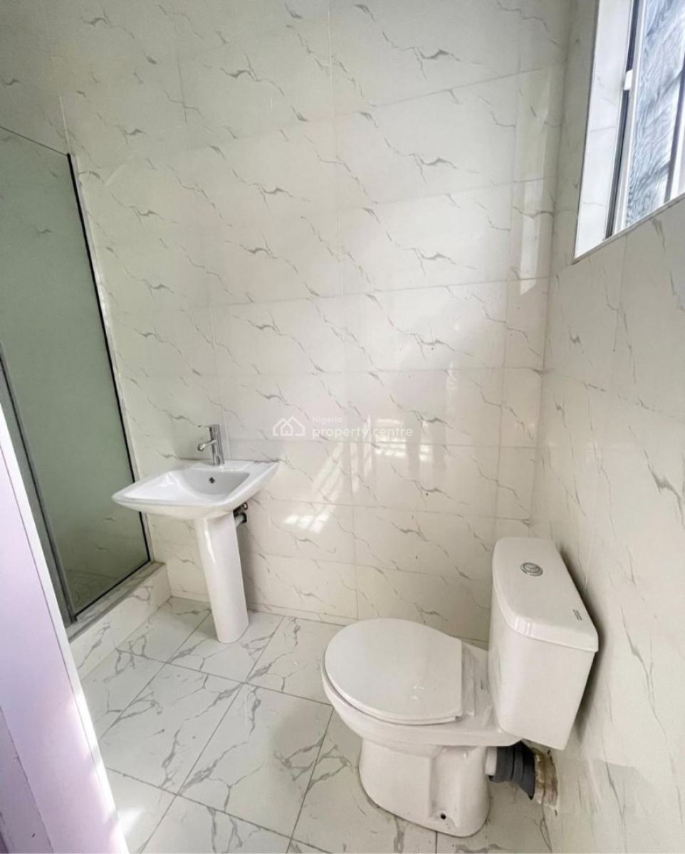 Stunning 5 Bedroom Fully Detached Duplex with Bq in a Secured Estate, Chevron Toll Gate, Lekki, Lagos, Detached Duplex for Sale