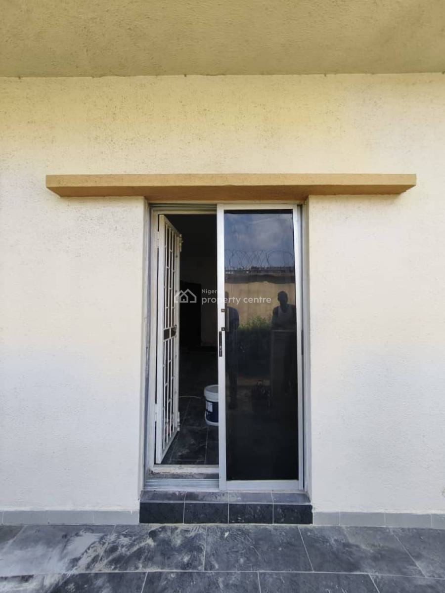 Spacious Studio Apartment in a Serviced Mini Estate, Off Admiralty Way, Lekki Phase 1, Lekki, Lagos, Lekki Phase 1, Lekki, Lagos, Self Contain (single Rooms) for Rent