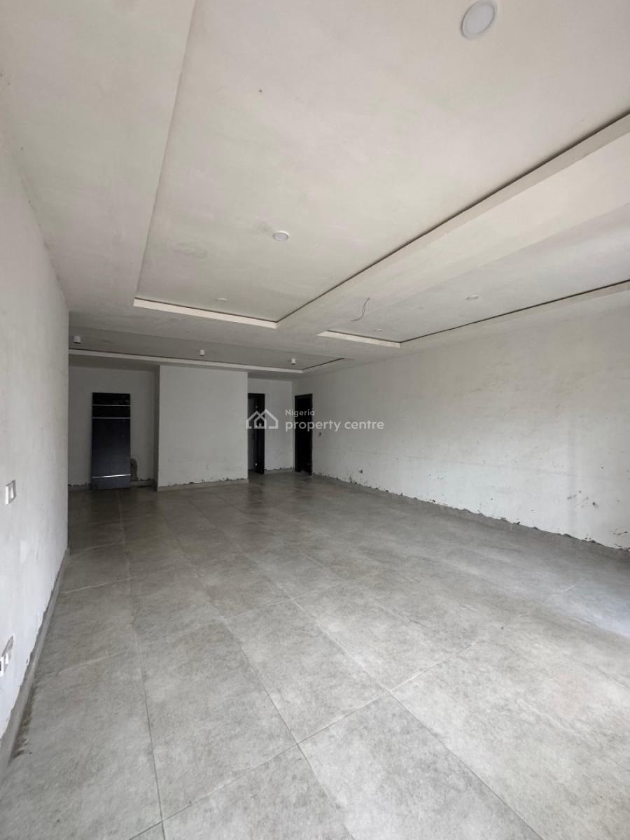 Luxury, Serviced 4 -bedroom Apartment with Elevator,equipped Gym, Lekki Phase 1, Lekki, Lagos, Block of Flats for Sale