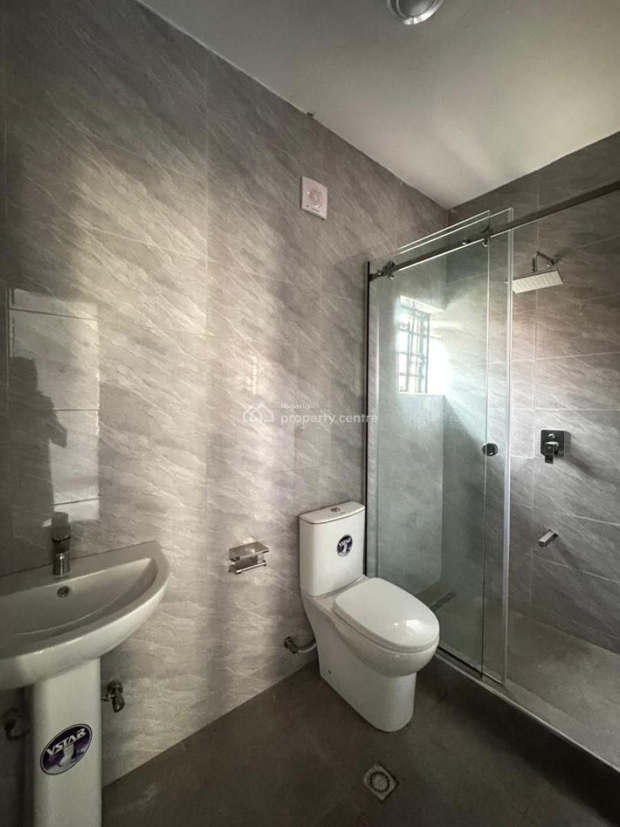 Astonishing 3 Bedroom Fully Detached Duplex with Bq, Magodo, Magodo, Lagos, Detached Duplex for Sale