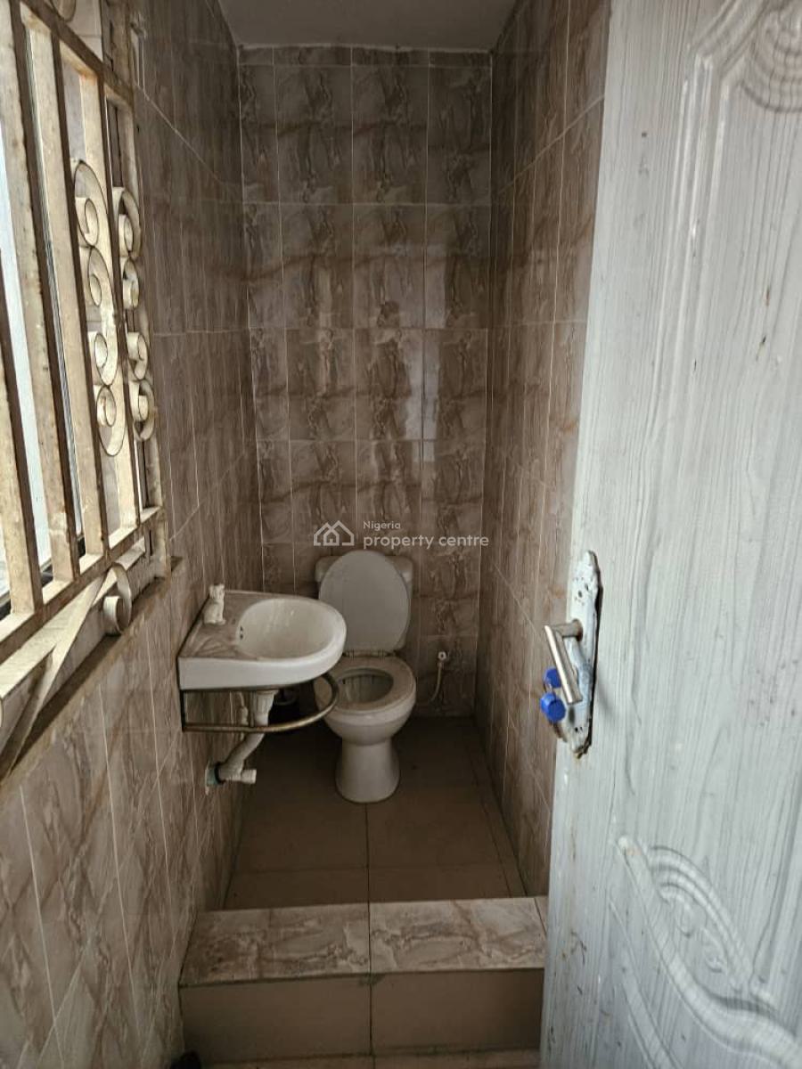 Room and Parlour Self-contain, Ado Road, Kekere, Ajah, Lagos, Mini Flat (room and Parlour) for Rent