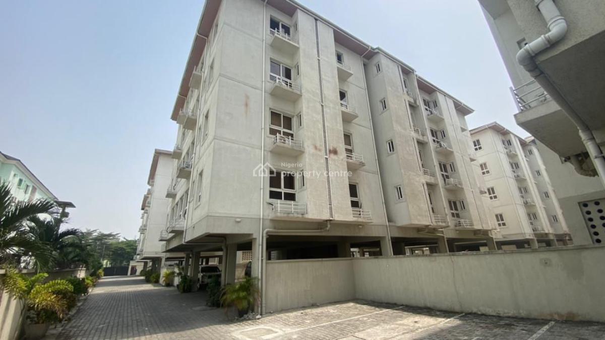 Affordable Fantastically Carved Luxury 3 Bed Apartment, Lekki Phase 1, Lekki, Lagos, Block of Flats for Sale