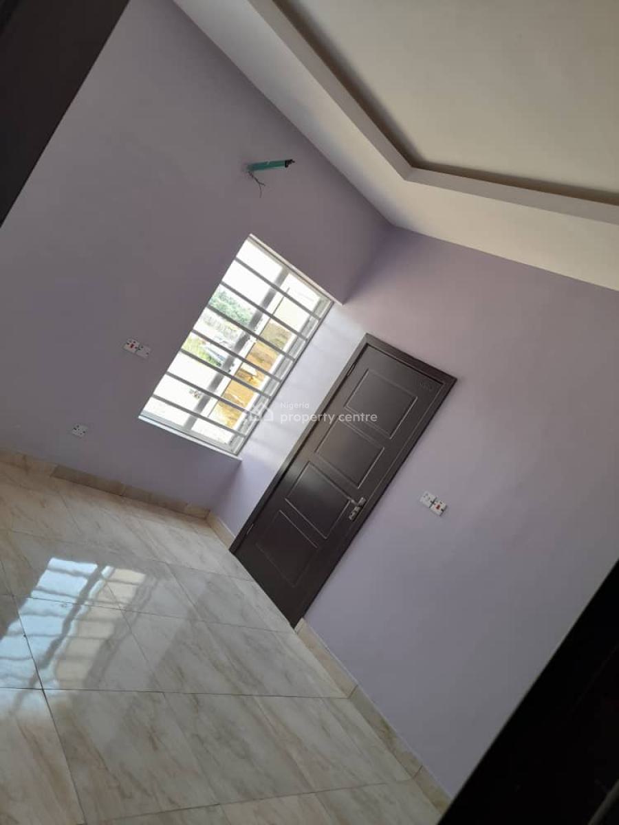 4 Bedroom Duplex, Ogombo Road, Ogombo, Ajah, Lagos, Semi-detached Duplex for Sale