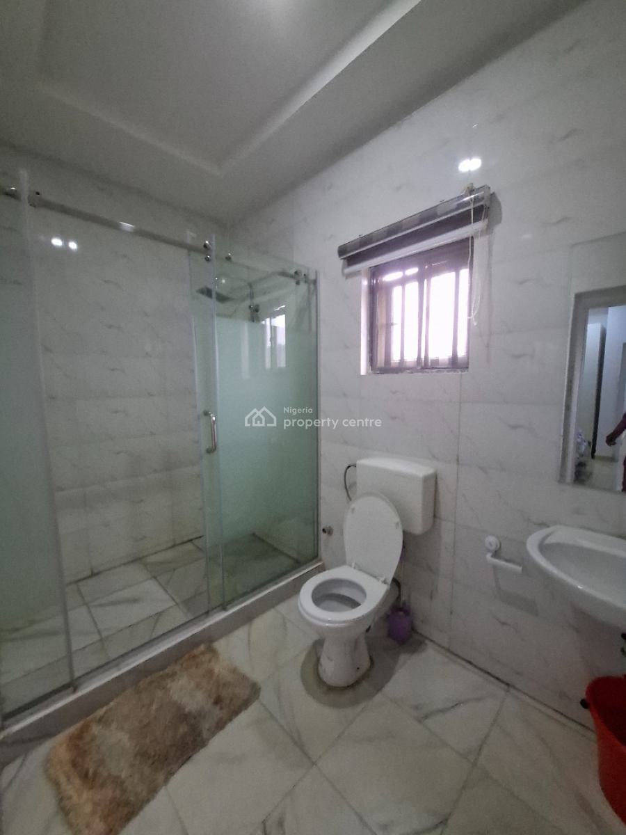 Serviced and Standard Two Bedroom Apartment, Guzape District, Abuja, Flat / Apartment for Rent