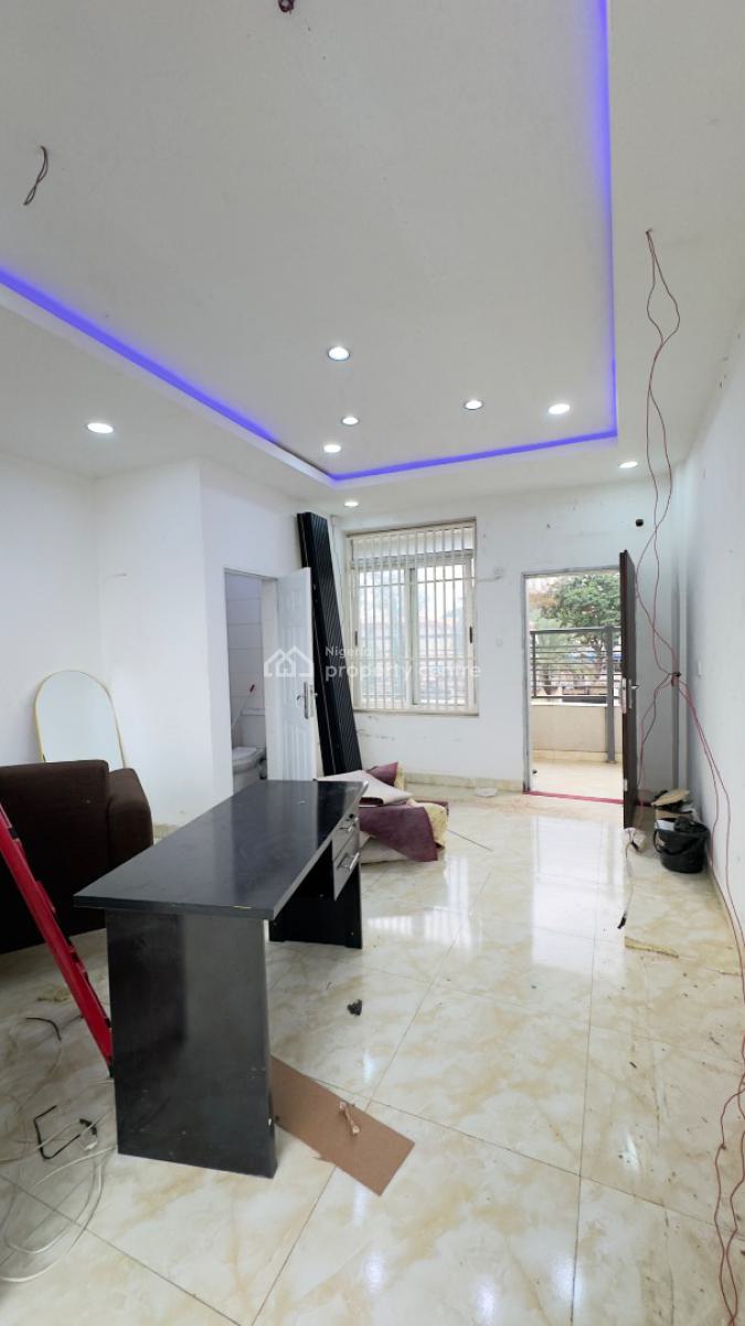 Shop // Office Space, Wuse 2, Wuse 2, Abuja, Plaza / Complex / Mall for Rent