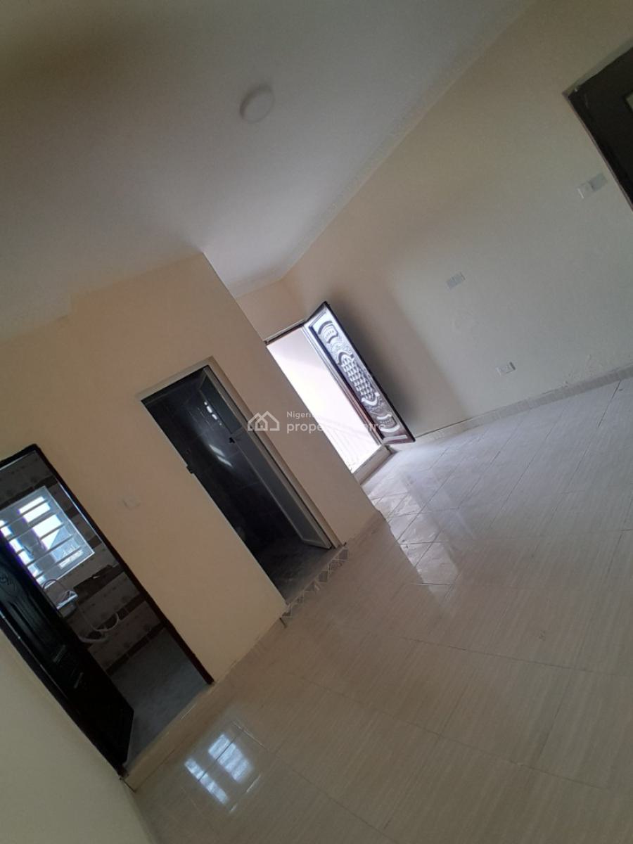 Newly Built Spacious Mini Flat Upstairs with 2t, Adeosun By Abiodun Right, Surulere, Lagos, Mini Flat (room and Parlour) for Rent