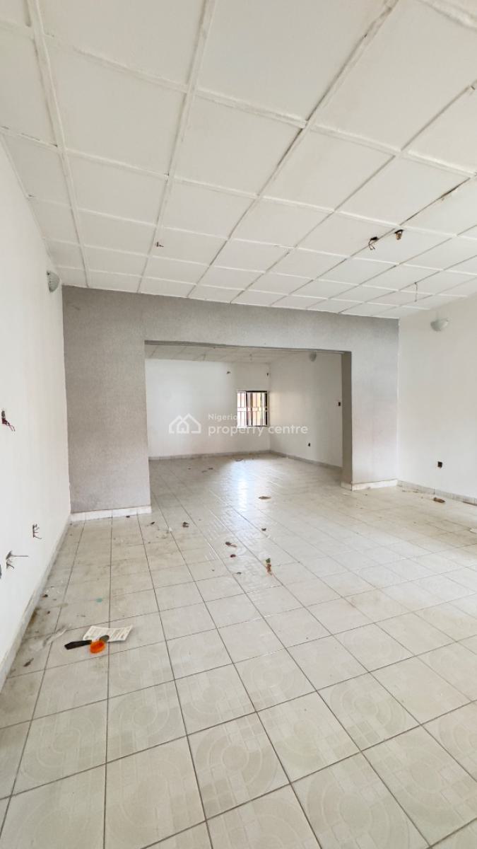 Newly Vacated 3 Bedroom Flat, Garki 2, Garki, Abuja, Flat / Apartment for Rent
