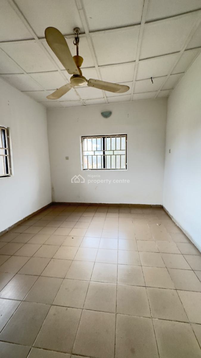 Newly Vacated 3 Bedroom Flat, Garki 2, Garki, Abuja, Flat / Apartment for Rent