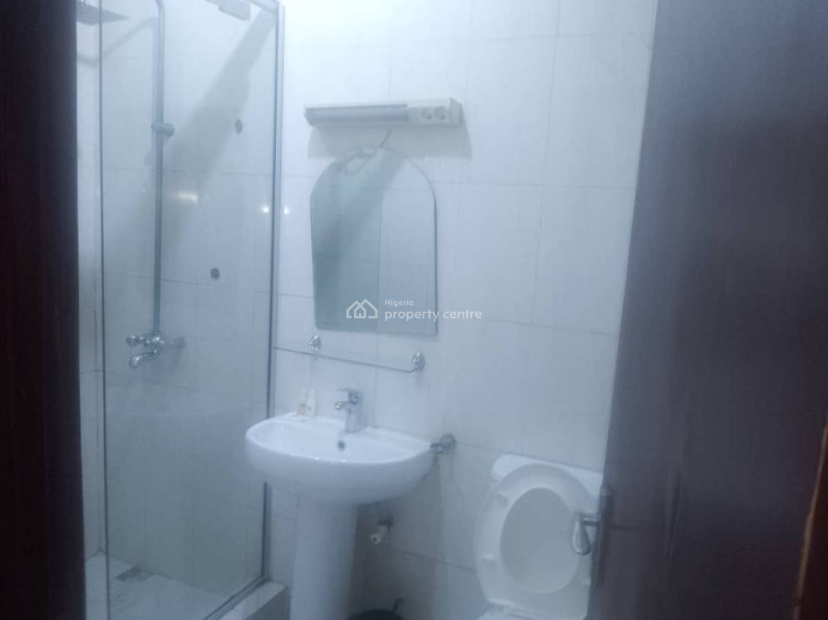 32 Rooms Hotel with Gym, Swimming Pool  and Event Lounge, Ikeja Gra, Ikeja, Lagos, Hotel / Guest House for Rent