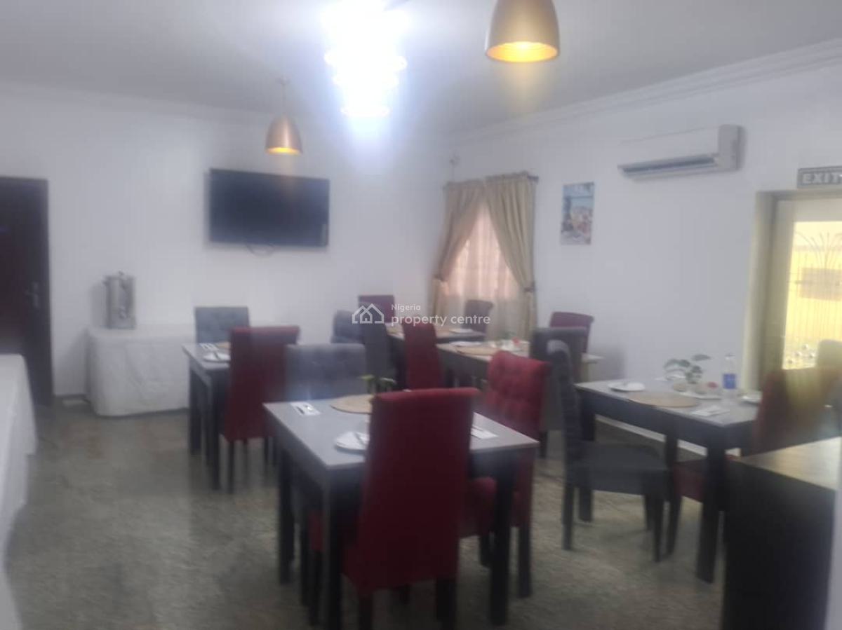 32 Rooms Hotel with Gym, Swimming Pool  and Event Lounge, Ikeja Gra, Ikeja, Lagos, Hotel / Guest House for Rent