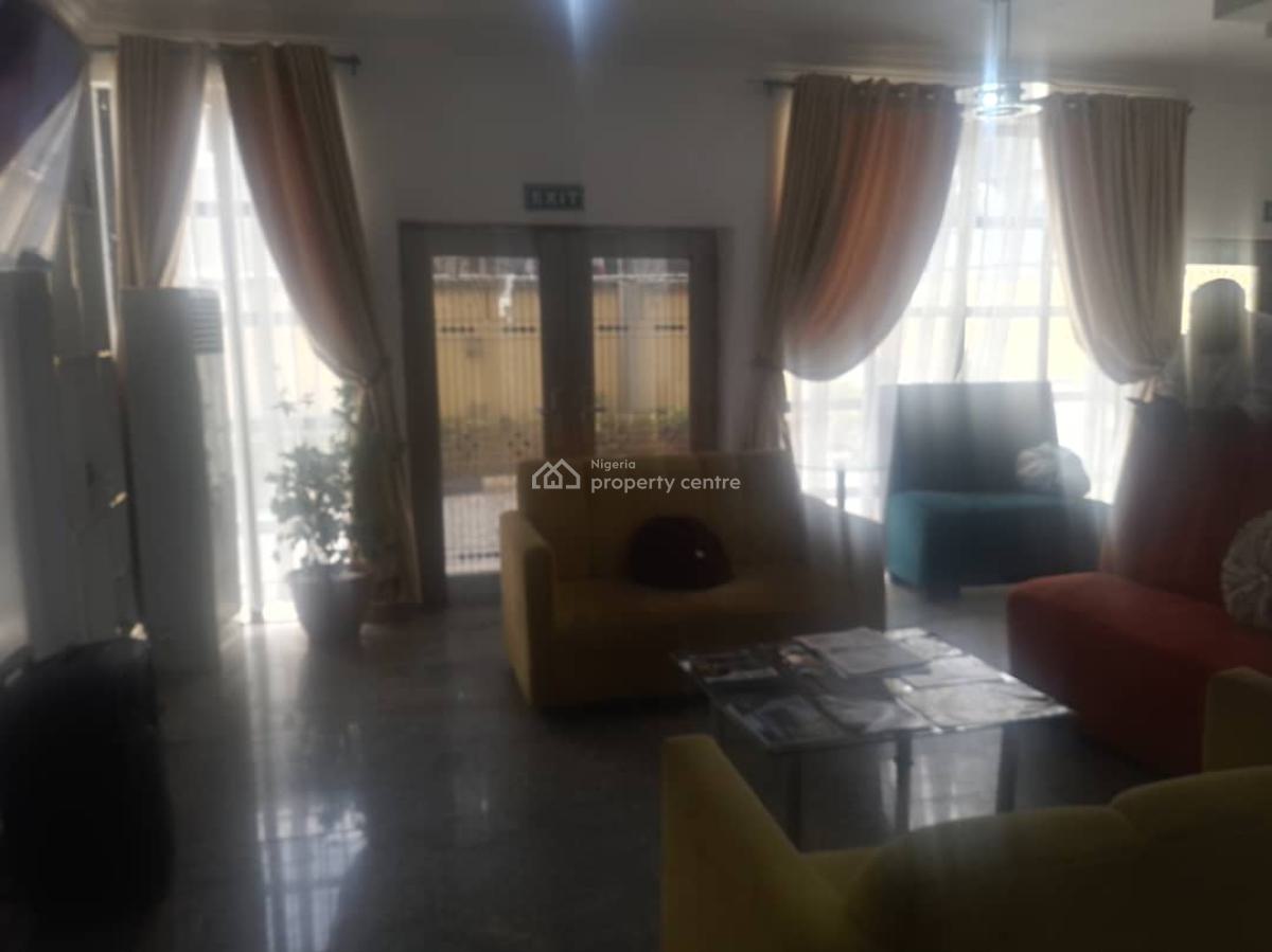 32 Rooms Hotel with Gym, Swimming Pool  and Event Lounge, Ikeja Gra, Ikeja, Lagos, Hotel / Guest House for Rent