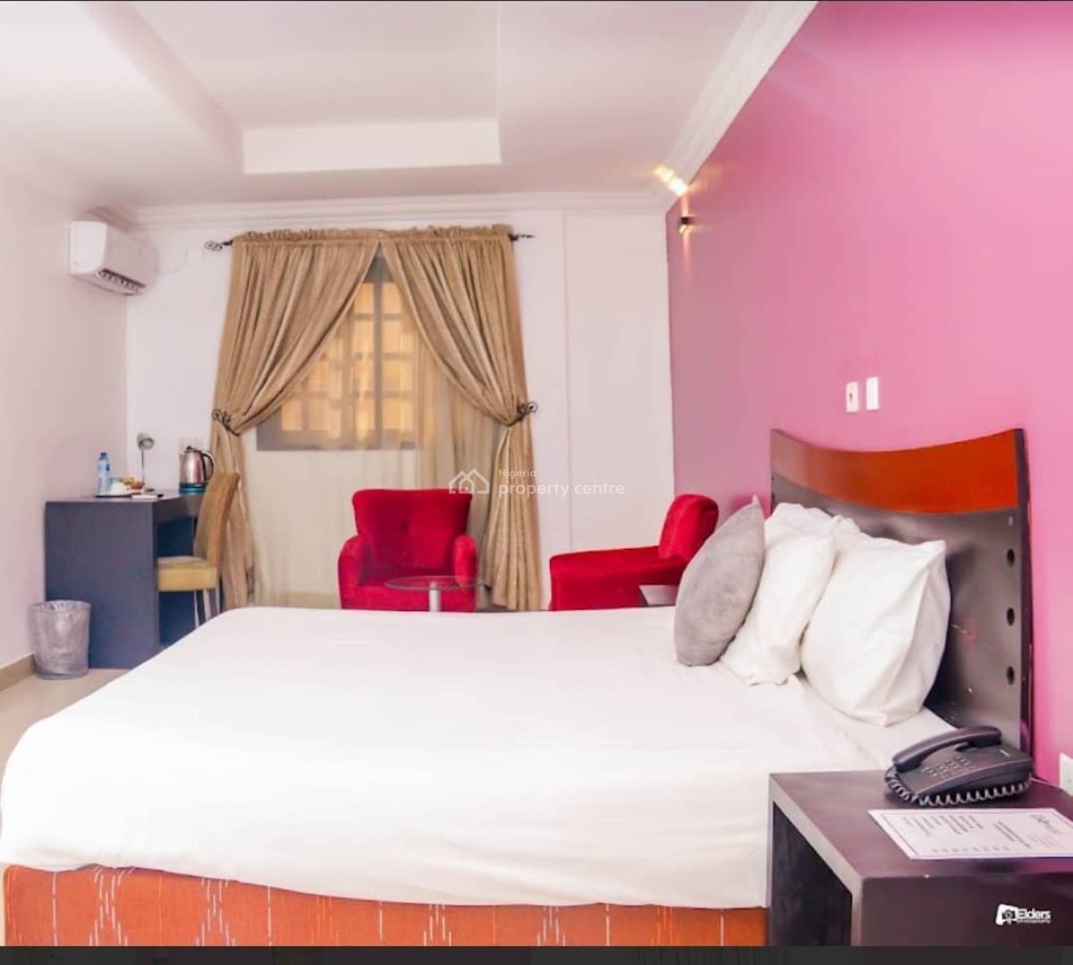 32 Rooms Hotel with Gym, Swimming Pool  and Event Lounge, Ikeja Gra, Ikeja, Lagos, Hotel / Guest House for Rent