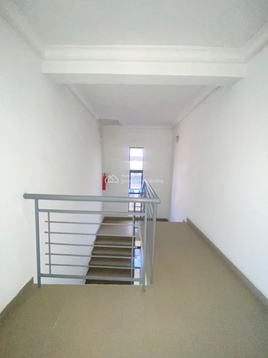 Spacious 2 Bedroom Apartment in a Serene Environment, Ikate Elegushi, Lekki, Lagos, Flat / Apartment for Rent