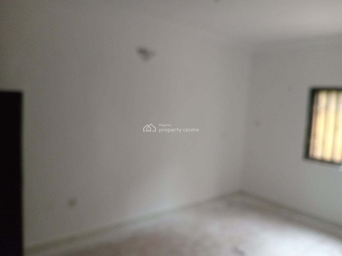Washington Dc  3br Flat, Alagomeji, Yaba, Lagos, Flat / Apartment for Rent