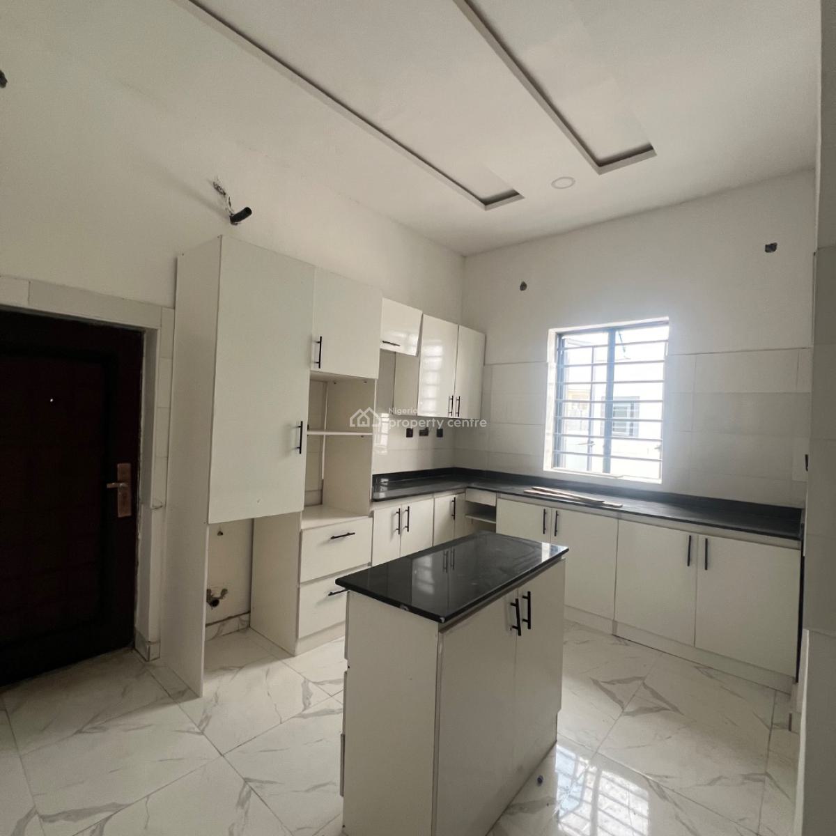 5 Bed & Bq, Ajah, Lagos, Detached Duplex for Sale