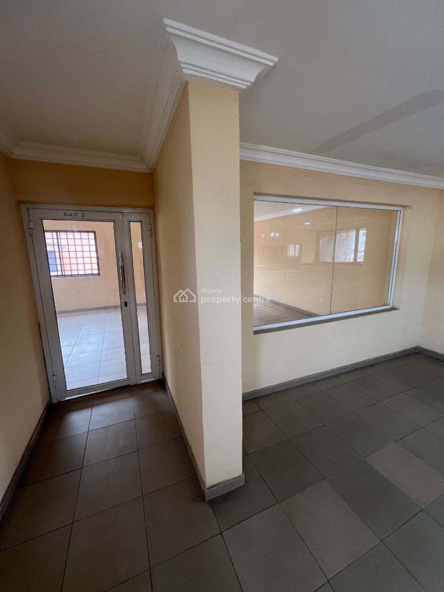 110sqm Shop/commercial Space on a Major Road, Ligali Ayorinde, Victoria Island (vi), Lagos, Commercial Property for Rent