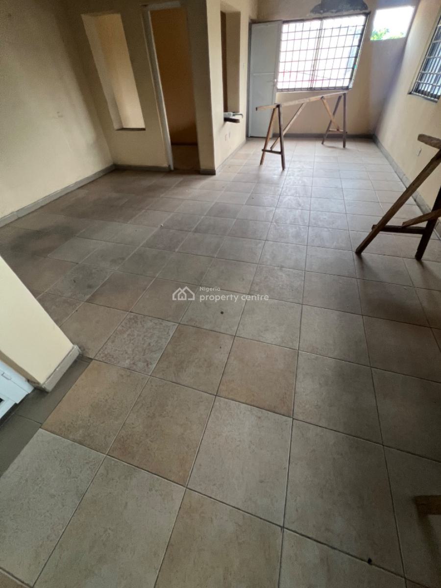 110sqm Shop/commercial Space on a Major Road, Ligali Ayorinde, Victoria Island (vi), Lagos, Commercial Property for Rent