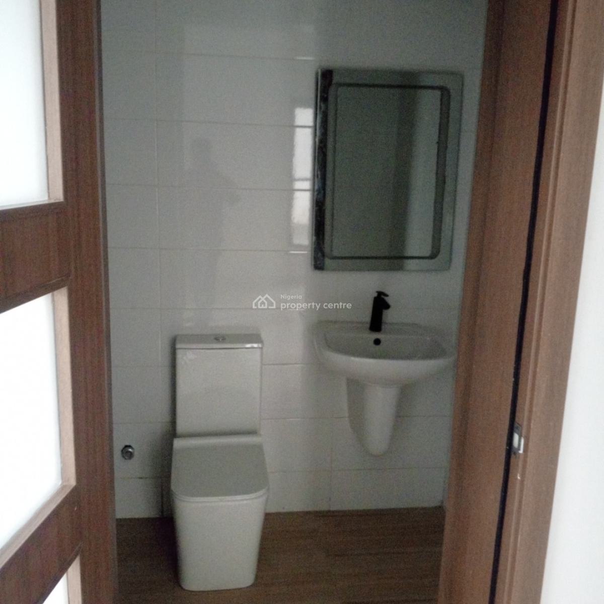 Luxurious 2 Bedroom Flat with a Bq in a Serene Environment, Ikate, Lekki, Lagos, Flat / Apartment for Sale