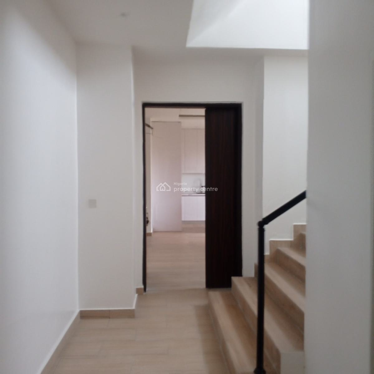 Luxurious 2 Bedroom Flat with a Bq in a Serene Environment, Ikate, Lekki, Lagos, Flat / Apartment for Sale
