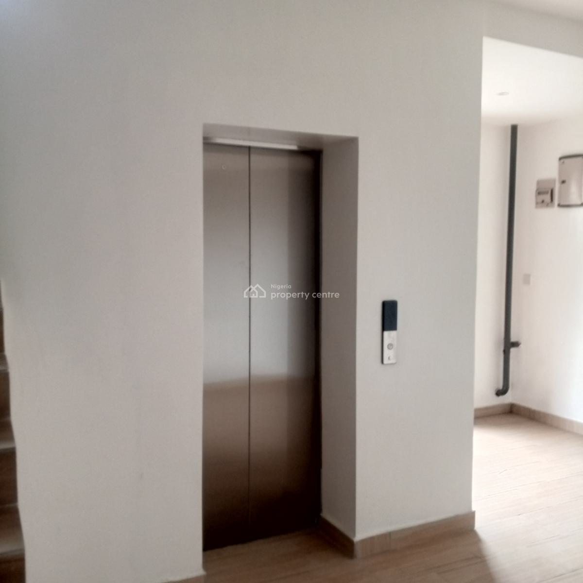 Luxurious 2 Bedroom Flat with a Bq in a Serene Environment, Ikate, Lekki, Lagos, Flat / Apartment for Sale