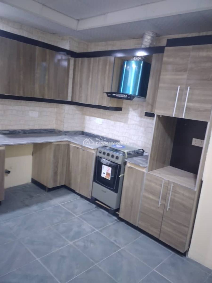 Relatively New 3 Bedroom Apartment with a Room Bq 4th Floor, Alpha Beach Road, Lekki, Lagos, Flat / Apartment for Sale