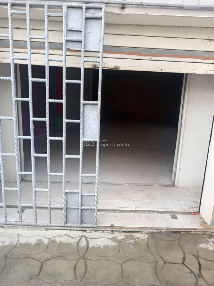 95sqm Show Room / Office, Off Awolowo Way Close to Shoprite, Ikeja, Lagos, Office Space for Rent